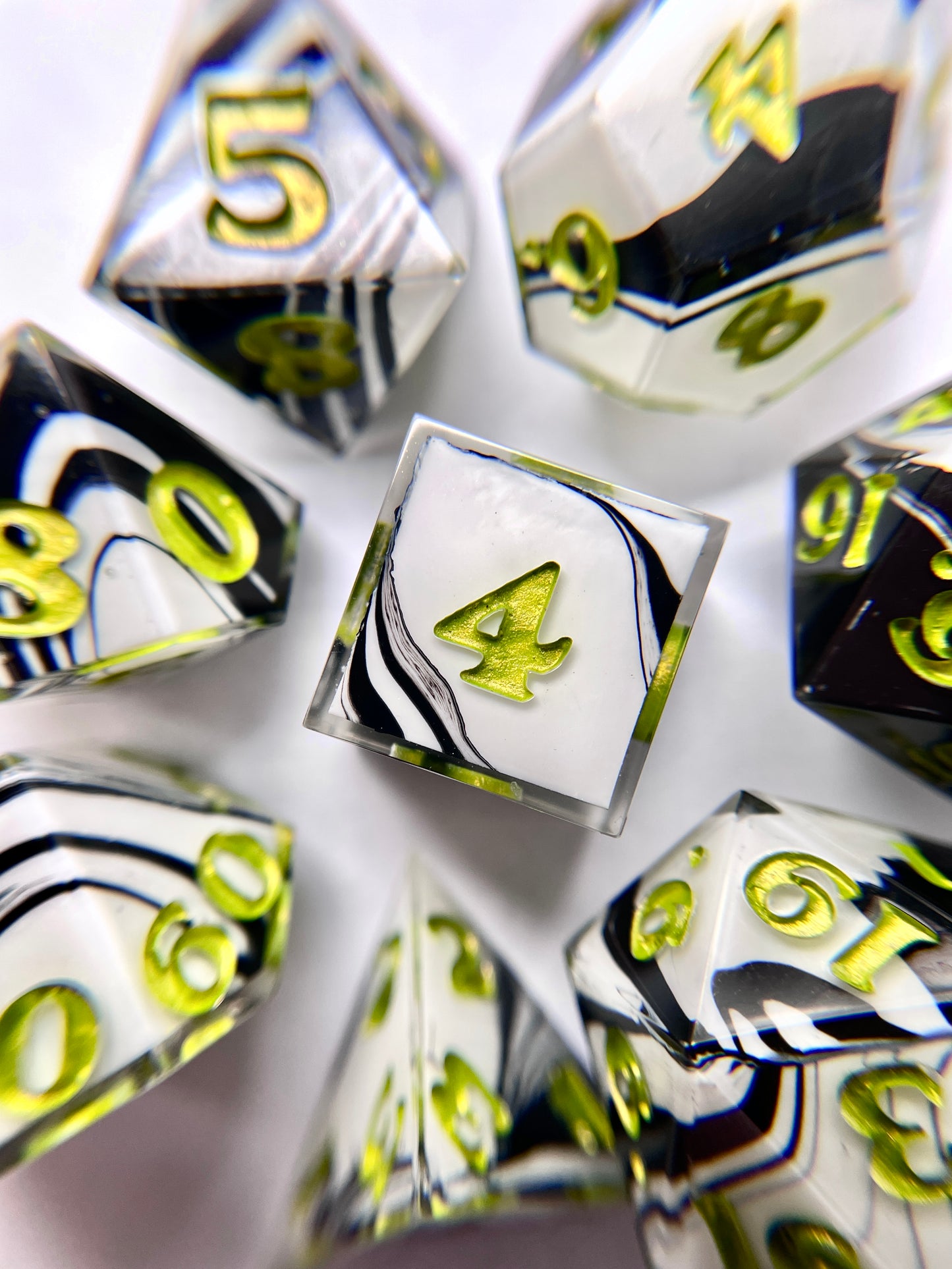 Beetlejuice – 7-piece Polyhedral Dice Set