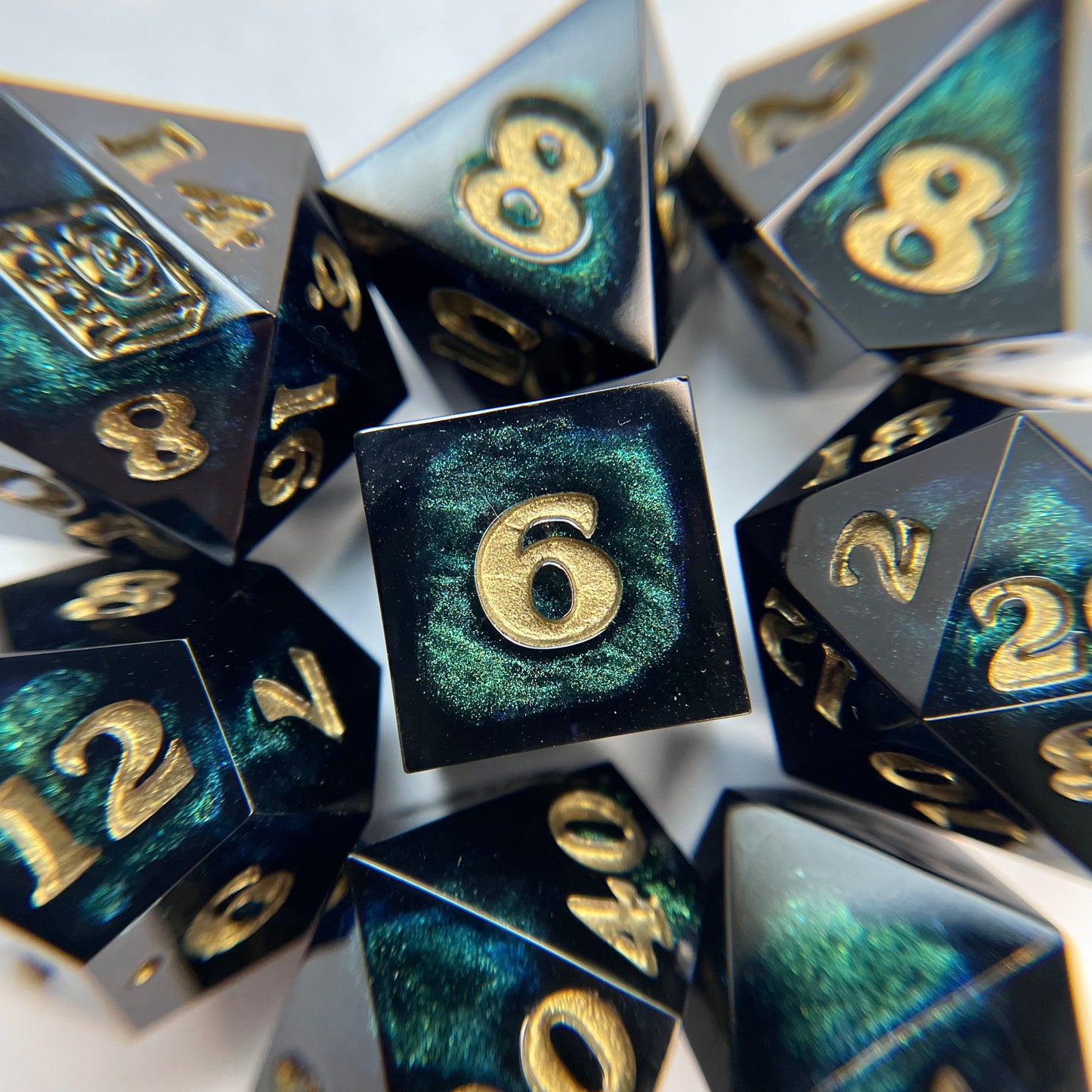 Aurora – 7-piece Polyhedral Dice Set