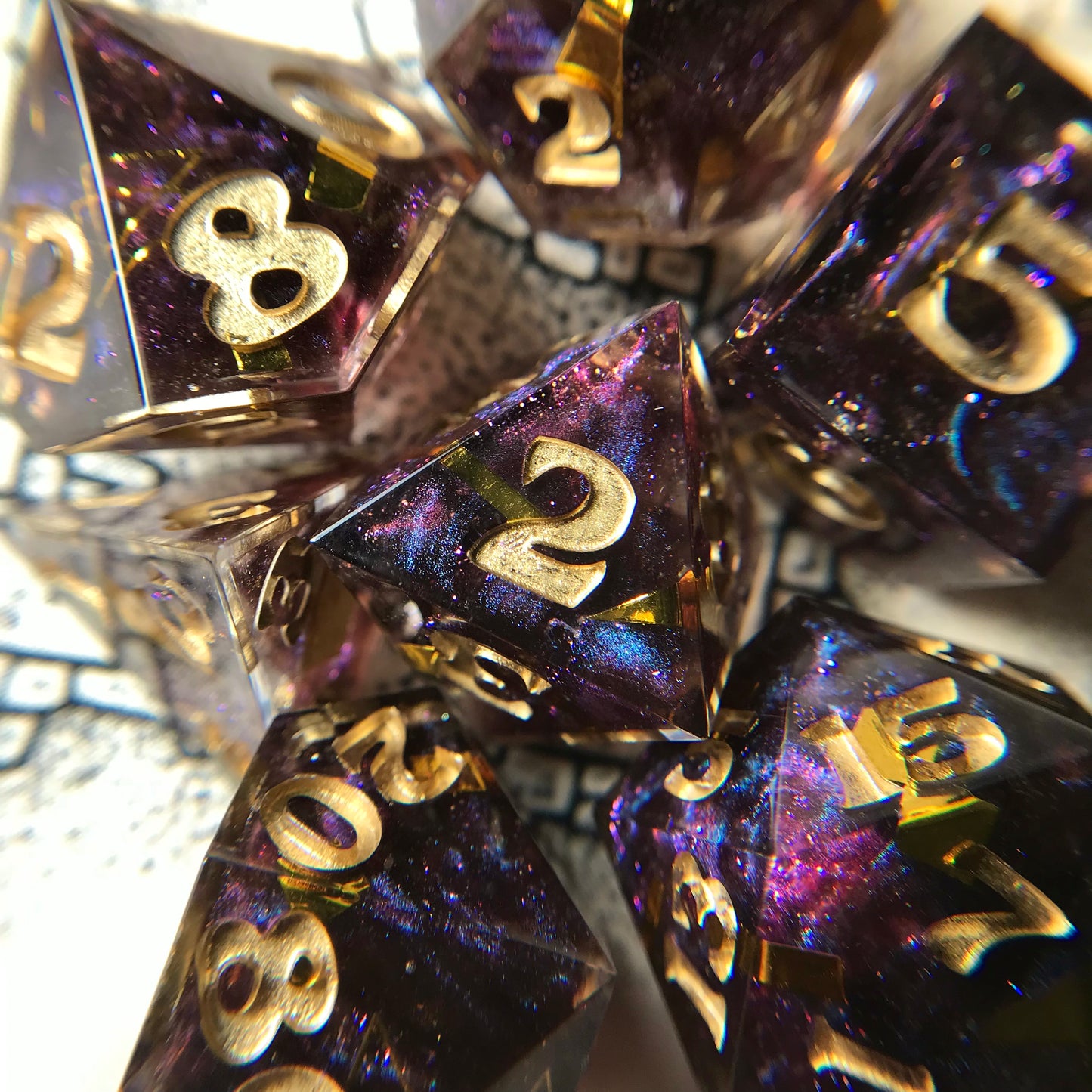 Plumrose Oath – 7-piece Polyhedral Dice Set