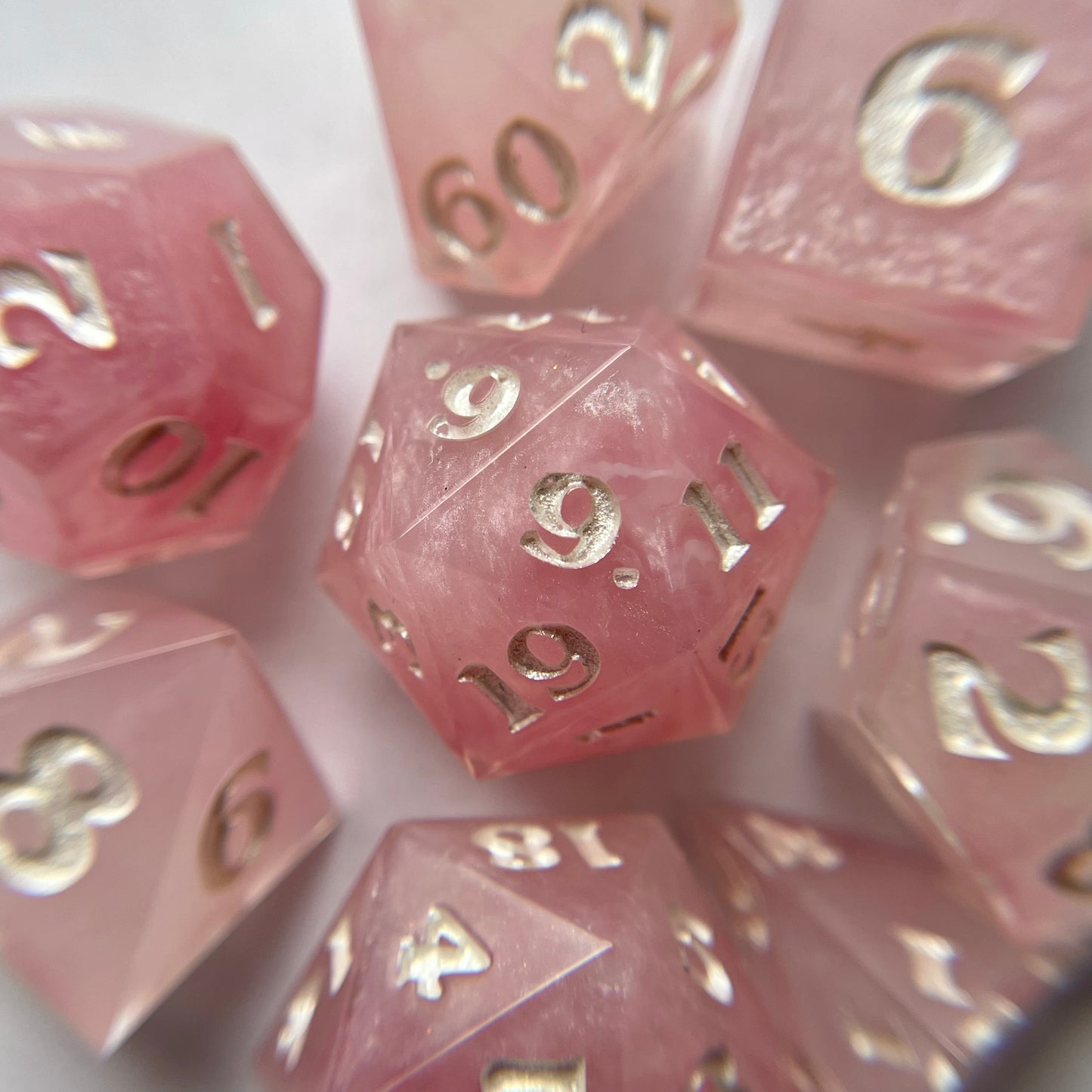 Allure – Single D20
