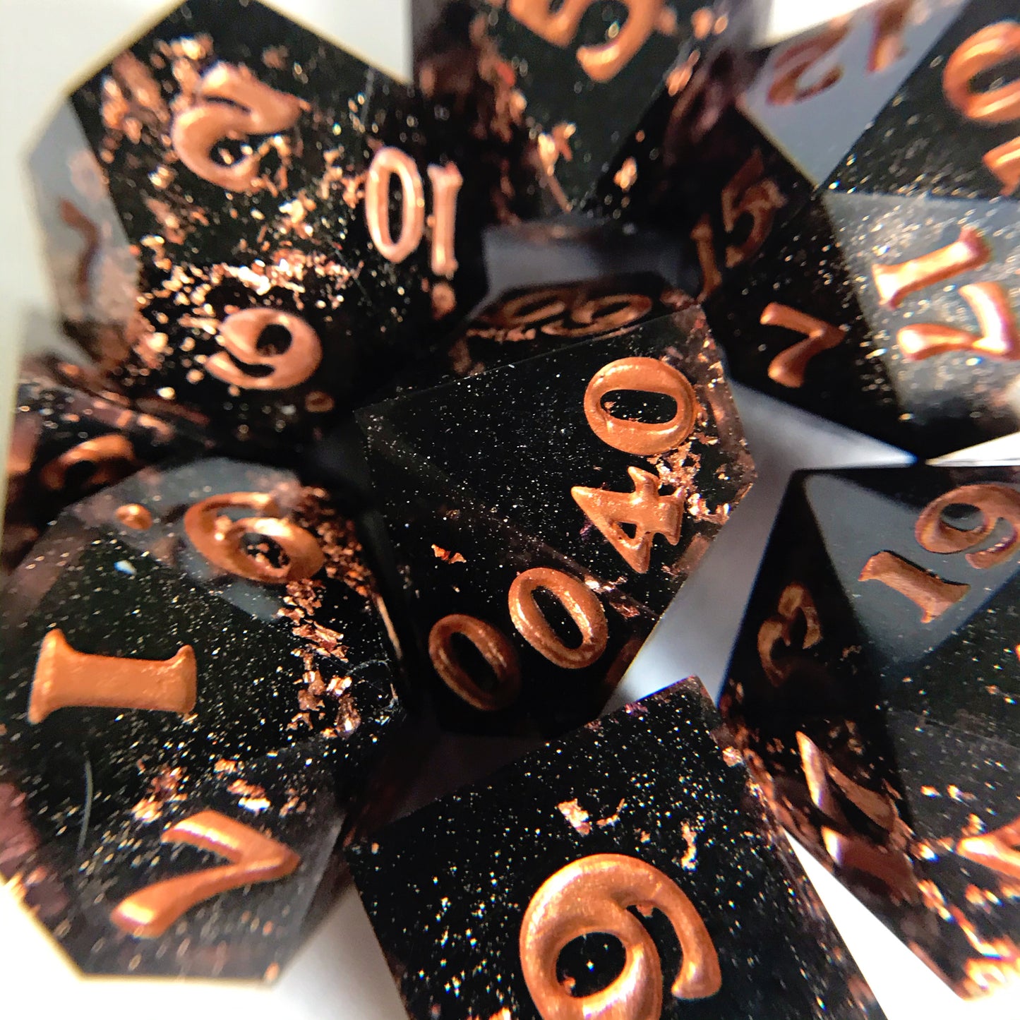 Superstitious – Polyhedral Dice Set
