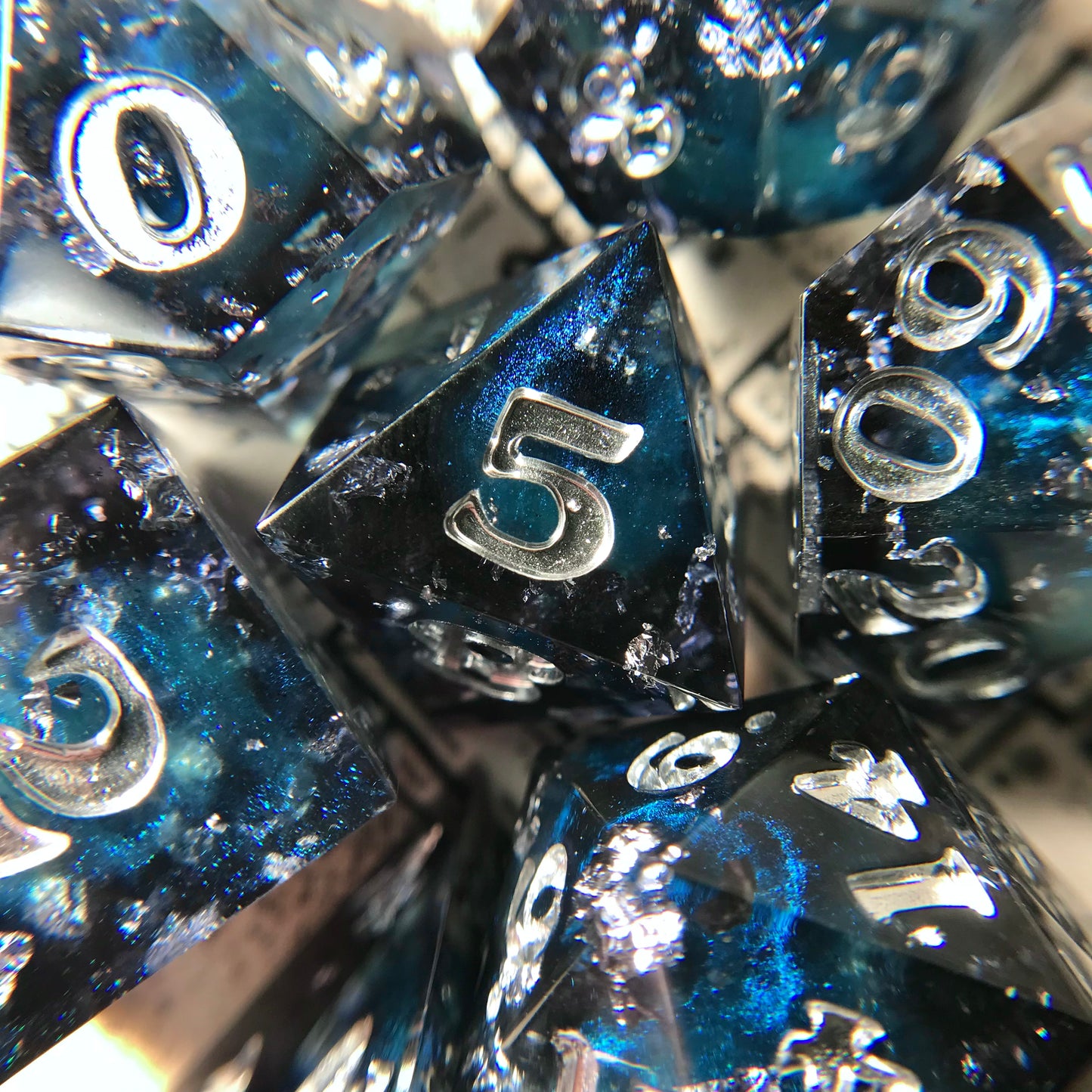 Ophelia – 7-piece Polyhedral Dice Set