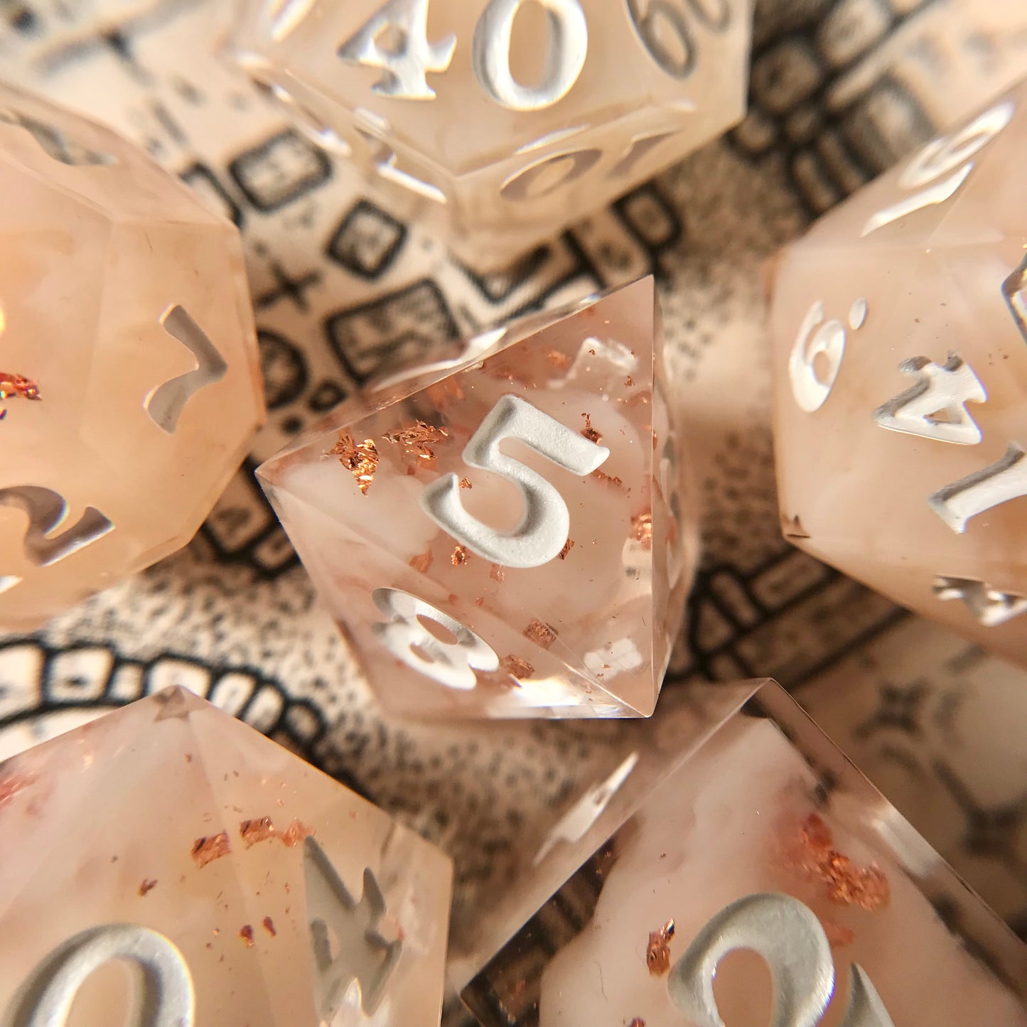 Hera – 7-piece Polyhedral Dice Set