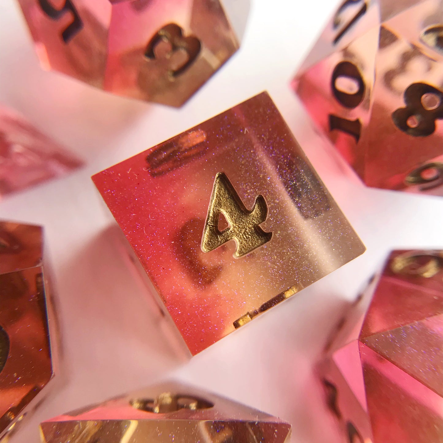 Horus (Pink) – 7-piece Polyhedral Dice Set