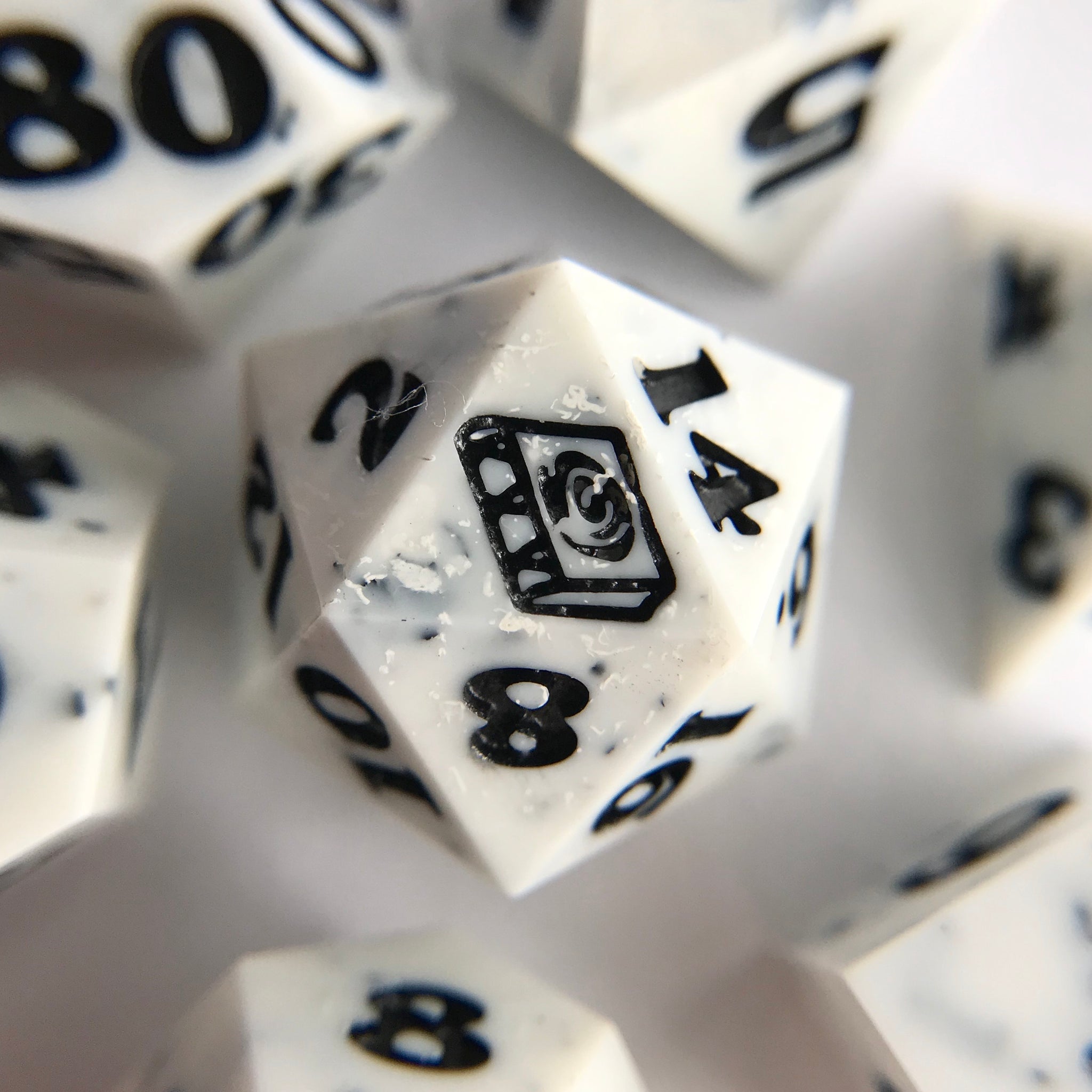 Stoneskin – 7-piece Polyhedral Dice Set