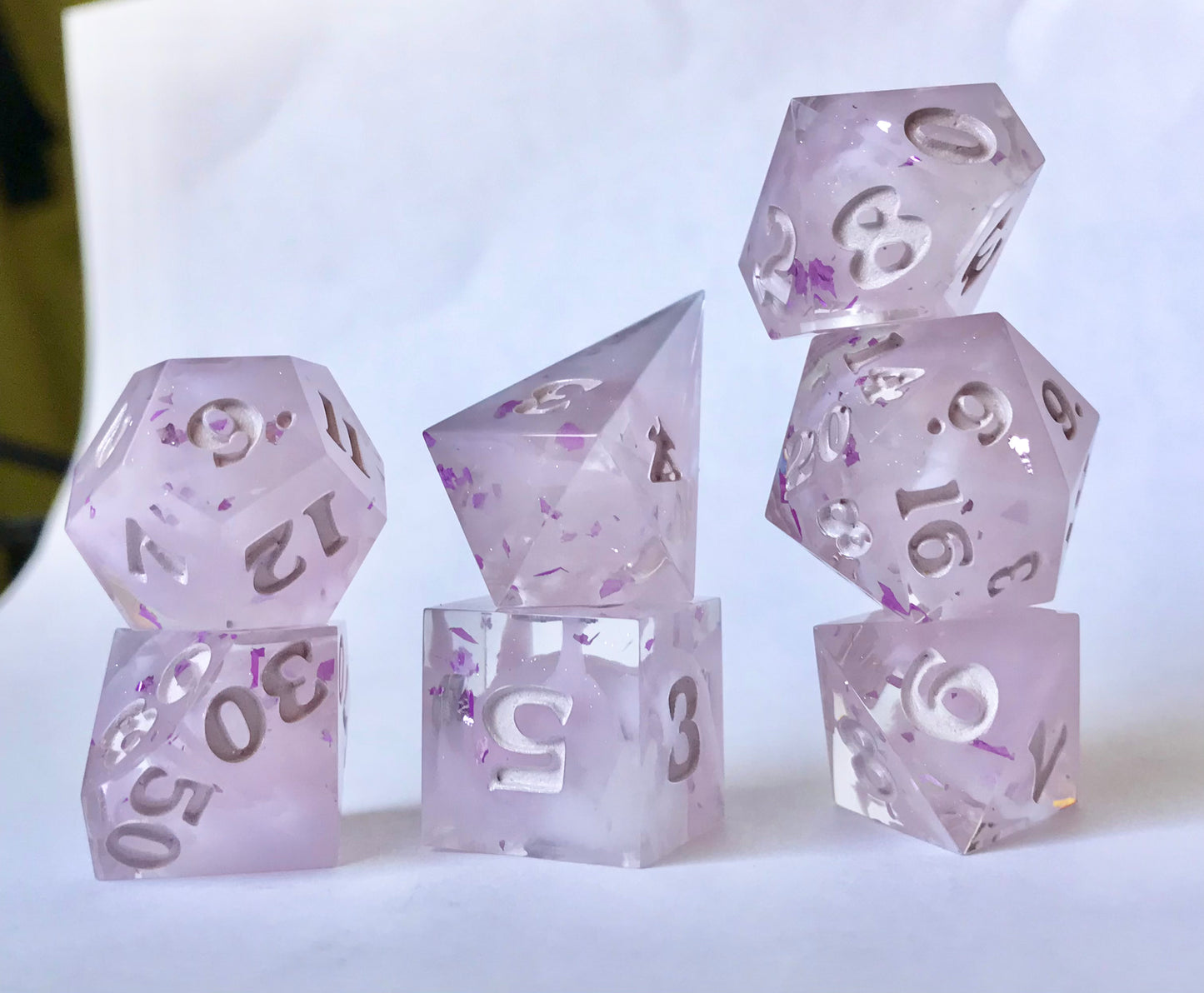 Enchanted – 7-piece Polyhedral Dice Set