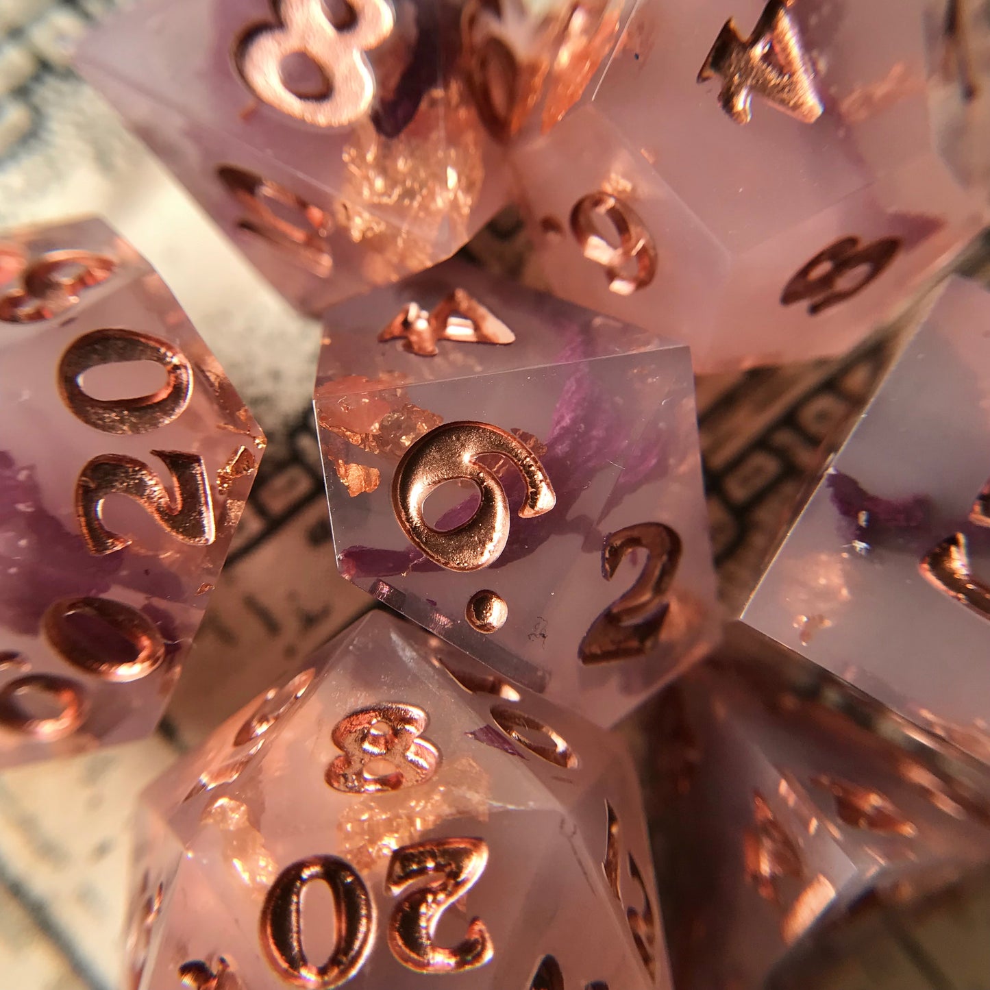 Lola – 7-piece Polyhedral Dice Set