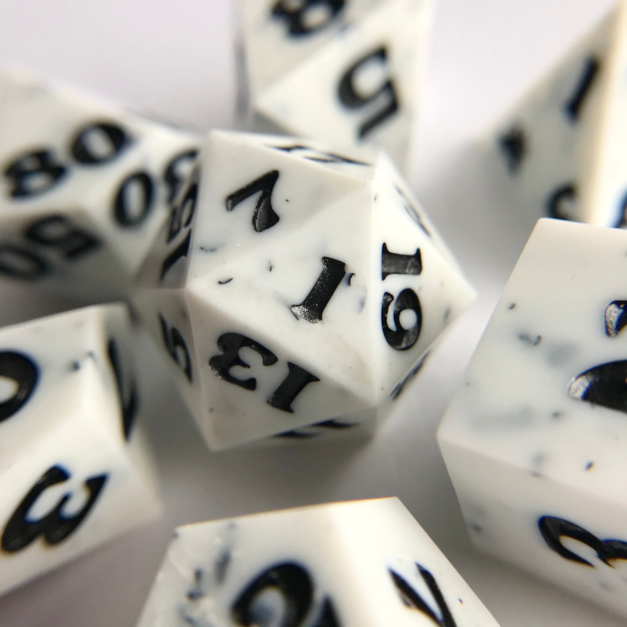 Stoneskin – 7-piece Polyhedral Dice Set
